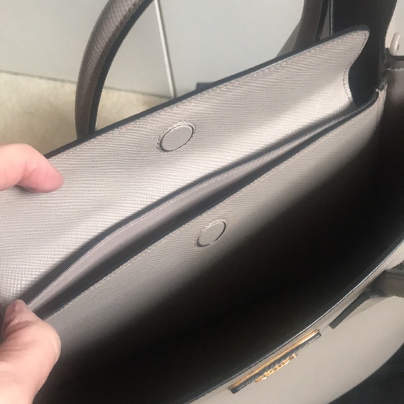 Prada bag.Authentic! - Picture 10 of 10